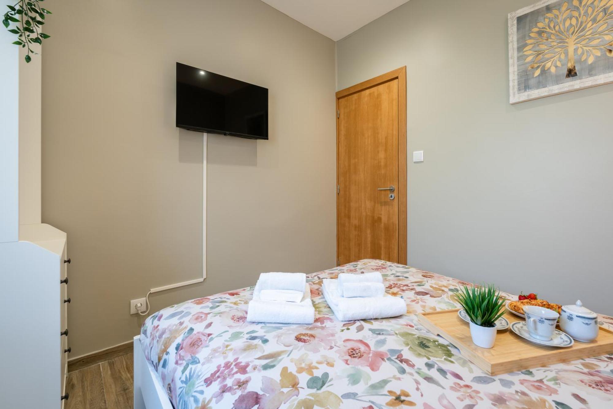 Host Wise - Terrace Delight House W Private Jacuzzi * Porto