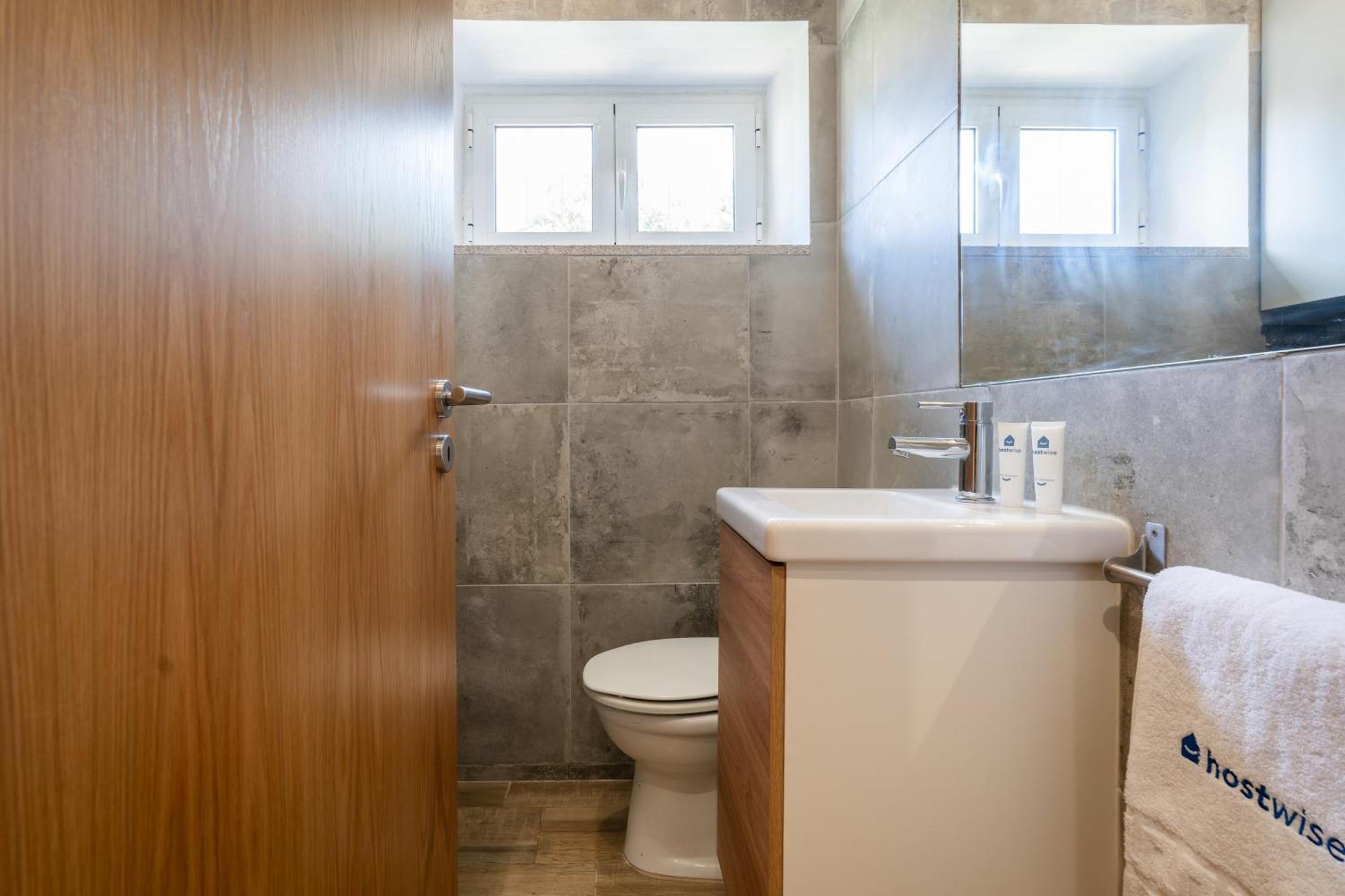 Host Wise - Terrace Delight House W Private Jacuzzi * Porto
