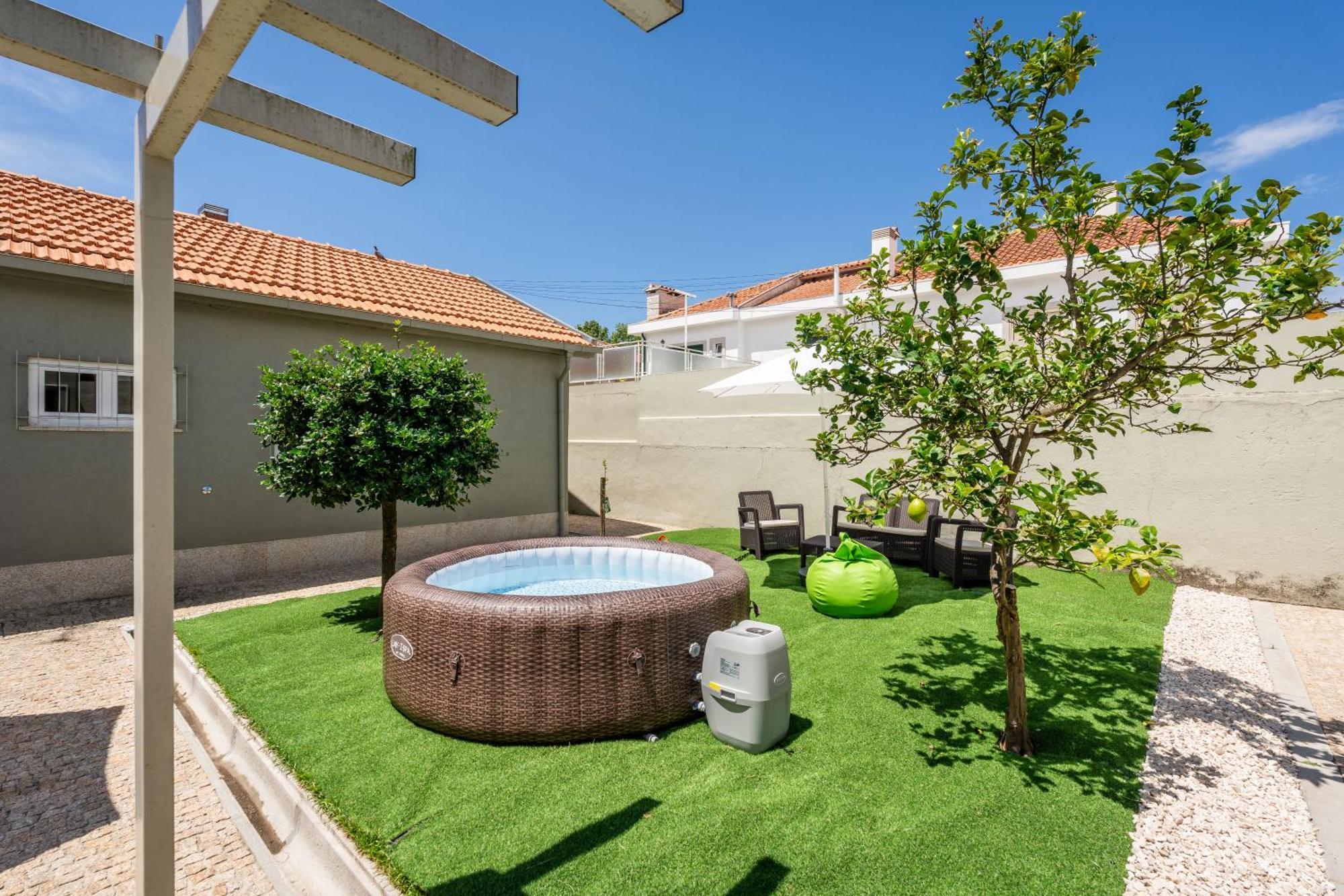 Host Wise - Terrace Delight House W Private Jacuzzi Holiday home