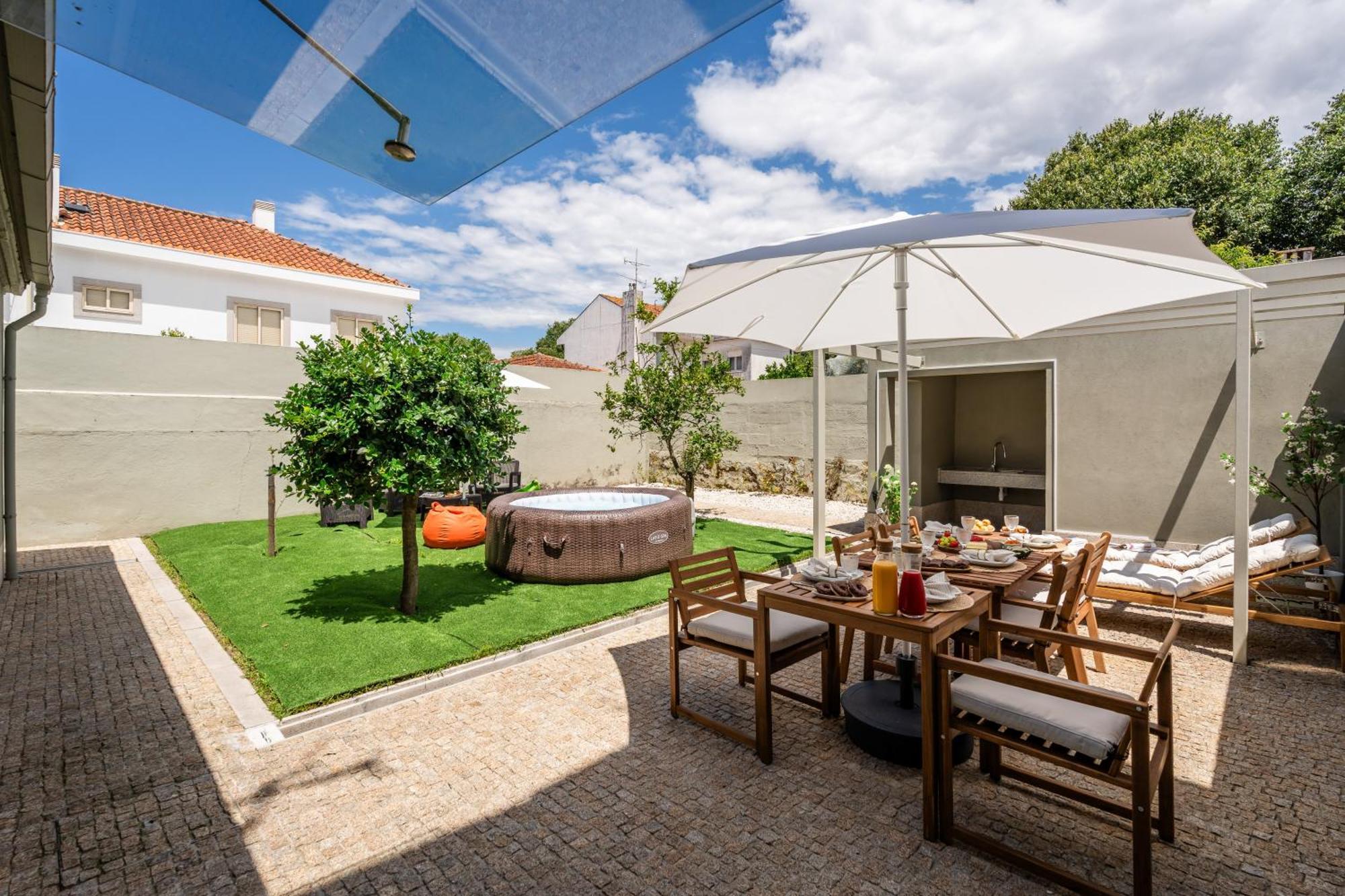 Holiday home Host Wise - Terrace Delight House W Private Jacuzzi
